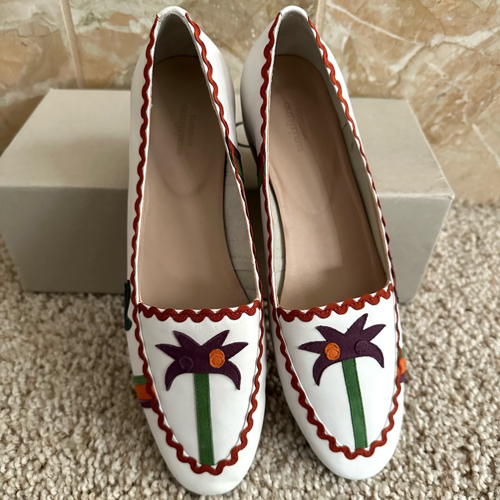 Urban Outfitters White Palm Tree Loafers 9